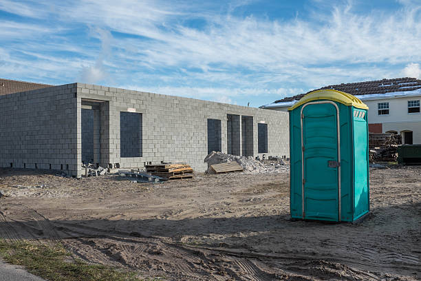 Best Luxury portable toilet rental  in Olathe, KS